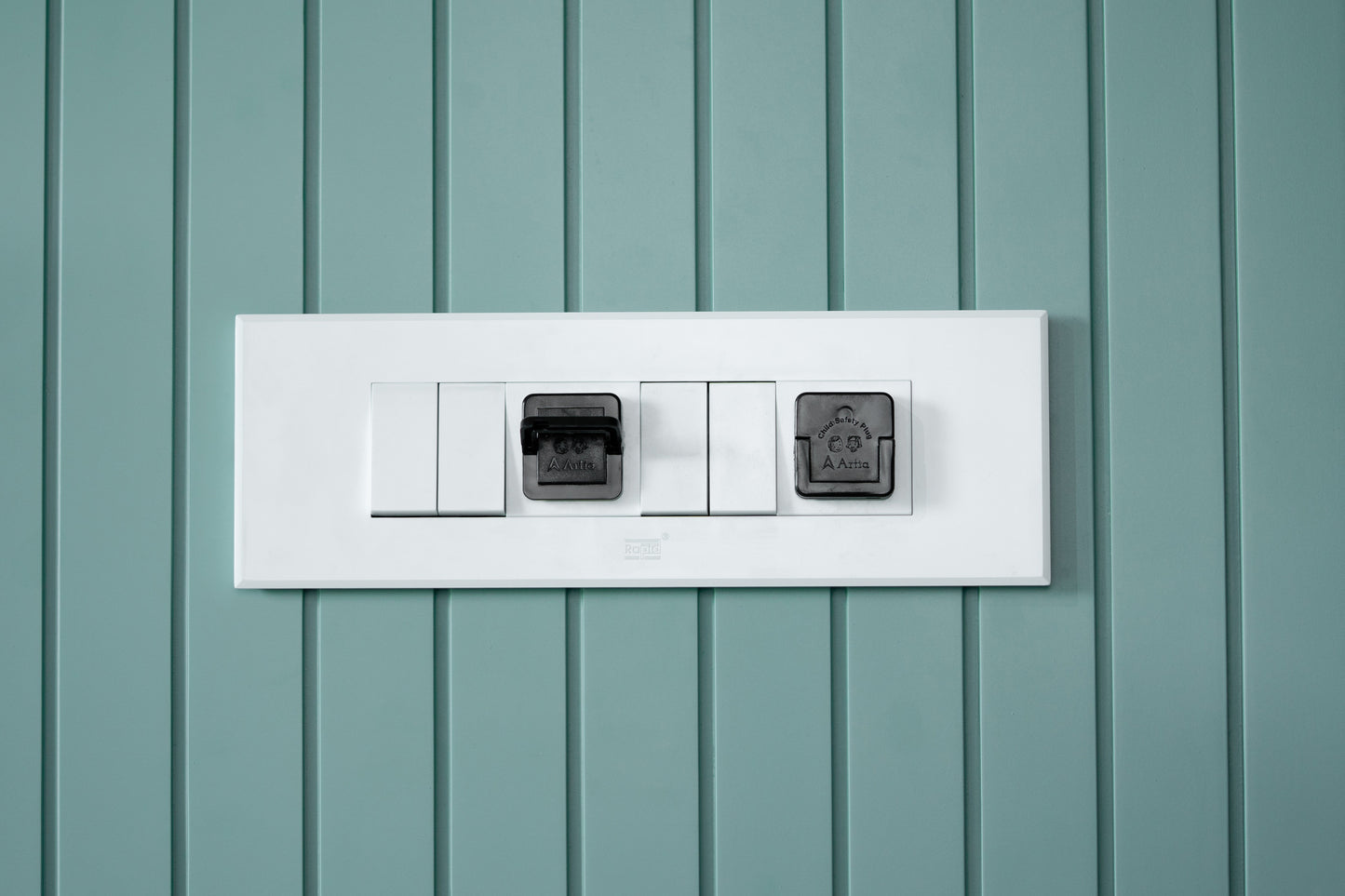 BABY SAFETY ELECTRIC SOCKET PLUG COVER