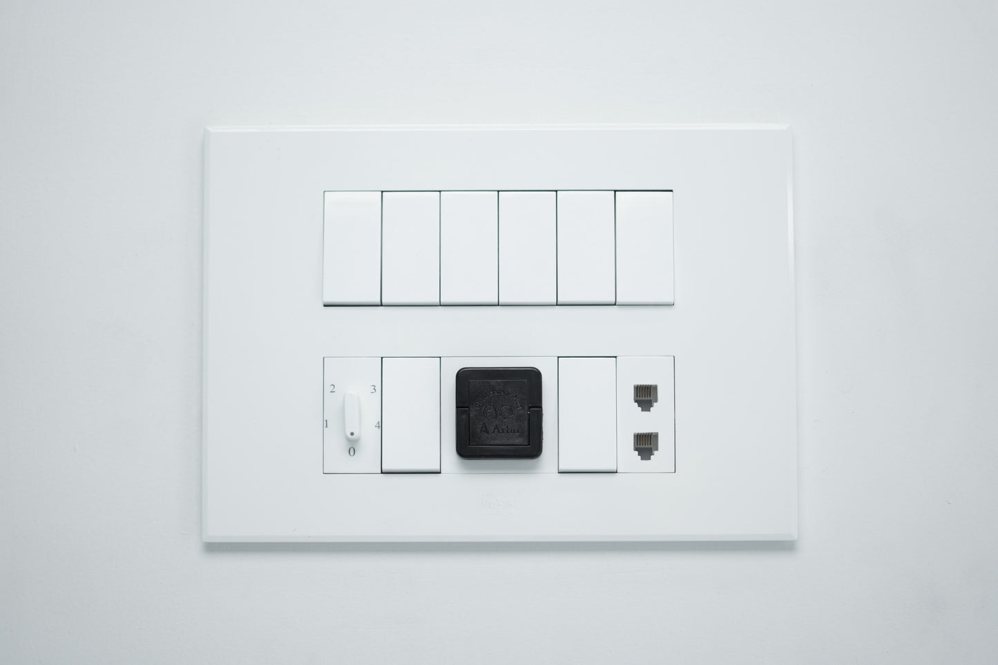 BABY SAFETY ELECTRIC SOCKET PLUG COVER